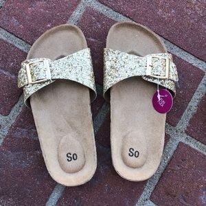Girls BNWT slip on sandals